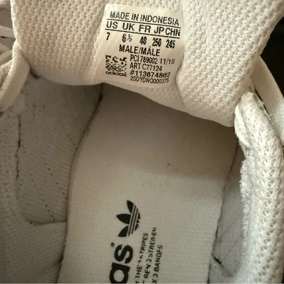 Adidas Superstar White Sneakers with Black Stripes - Picture 4 of 5